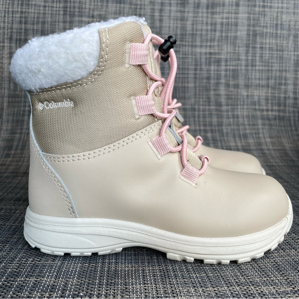 Columbia Kids Boots in Tan and Pink